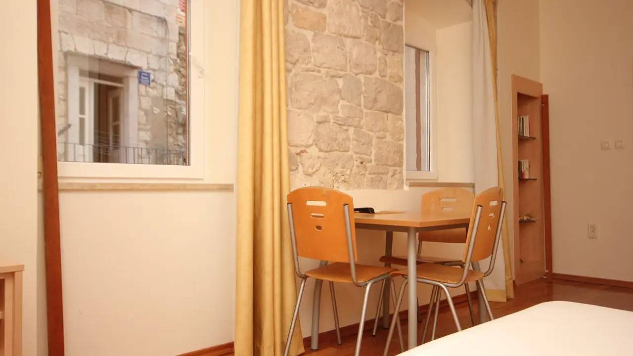 Helt studio, Studio für 3 Personen (21 m²) in Komiža in Komiza, Split-Dalmatia