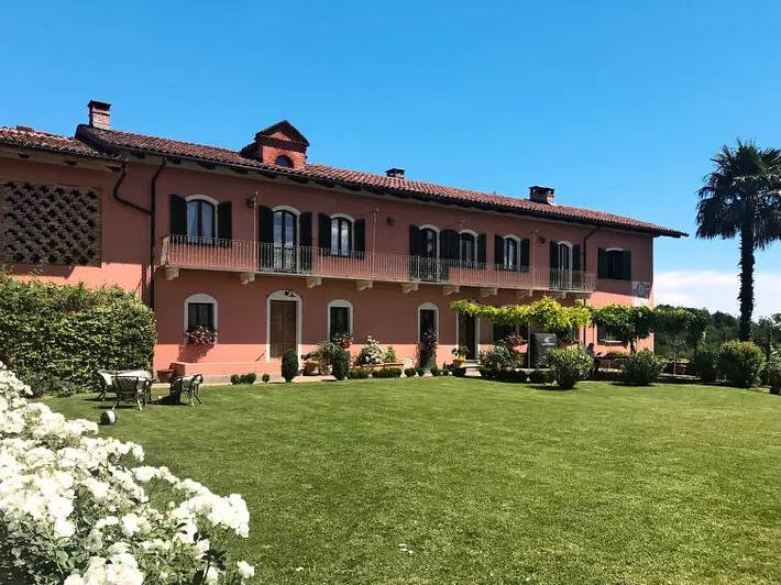 Ferienhaus für 14 Personen, mit Garten und Pool