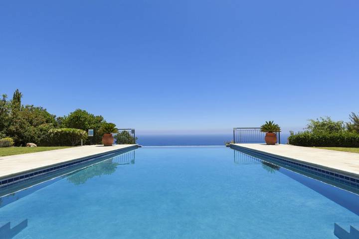 Villa for 6 people, with Ocean view and Balcony as well as Terrace and Garden in Aphrodite Hills