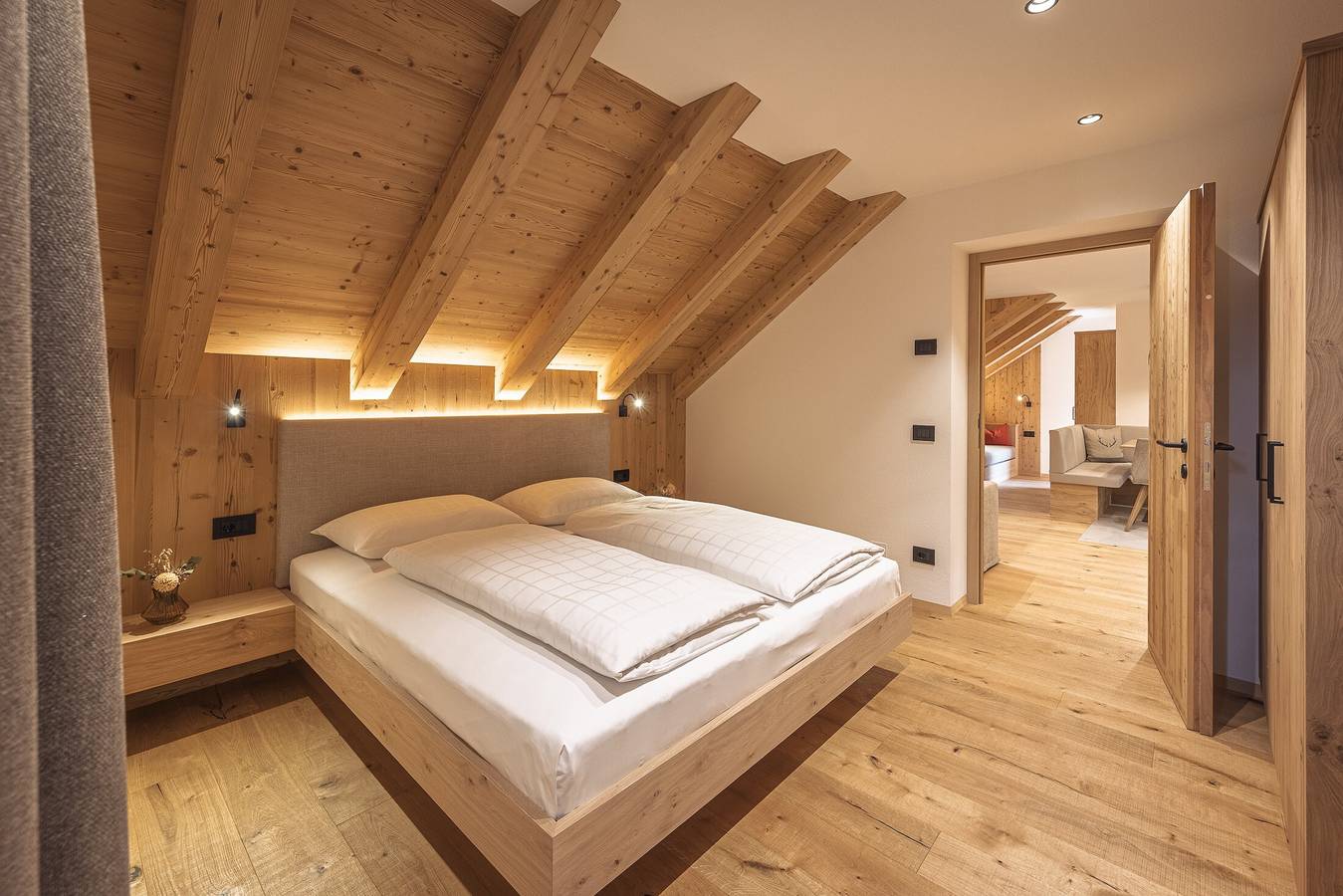 Appartamento intero, Appartamento per vacanze "Promberger - Corones" con balcone, vista sulle montagne e sauna in Montal, San Lorenzo di Sebato e dintorni