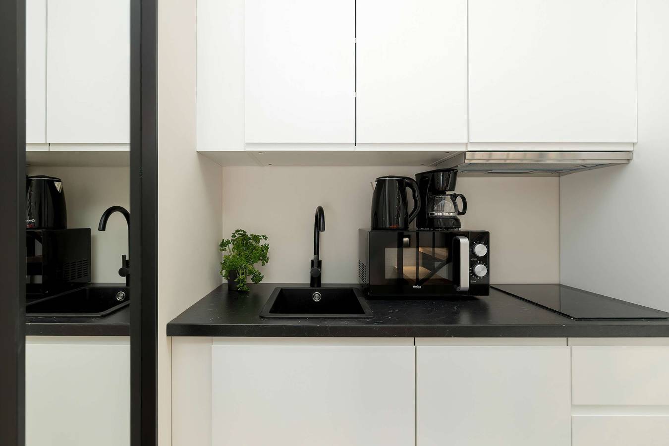 Ganze Wohnung, Ferienwohnung für 4 Personen mit Balkon/Terrasse in Niechorze, Powiat gryficki