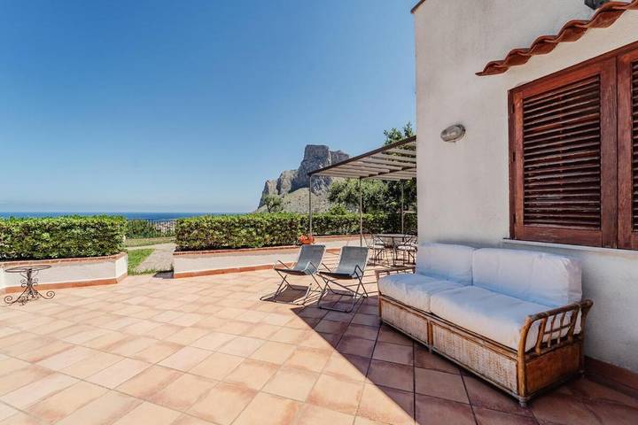 Villa mit pool für 3 Personen, mit Ausblick und Pool sowie Garten in Palermo - 2