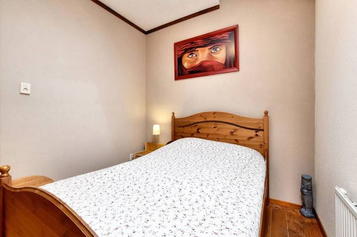 Gîte pour 9 personnes, avec jardin ainsi que sauna et jacuzzi dans Rogery - 3