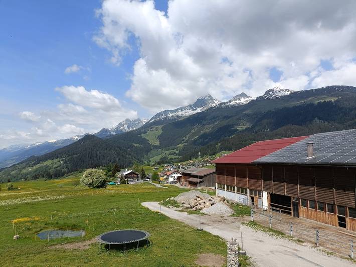 Ganze Ferienwohnung, Ferienwohnung Bauernhof Cathomas, Brigels - 4 Zimmer Ferienwohnung für max. 6 Pers. in Brigels, Alpenarena