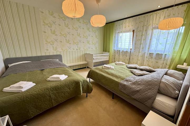 Ferienhaus für 19 Personen, mit Whirlpool und Balkon sowie Sauna, mit Haustier in Bad Ems - 4