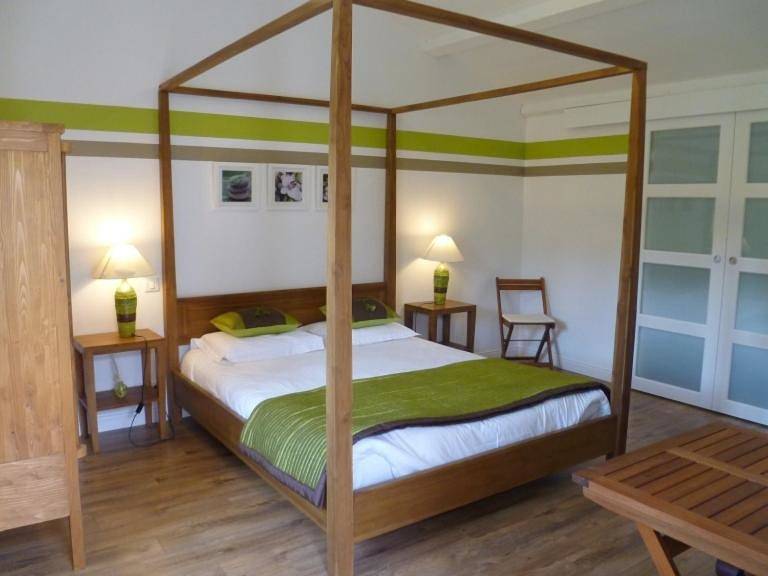 Queen Room in Coulon, Région de Niort