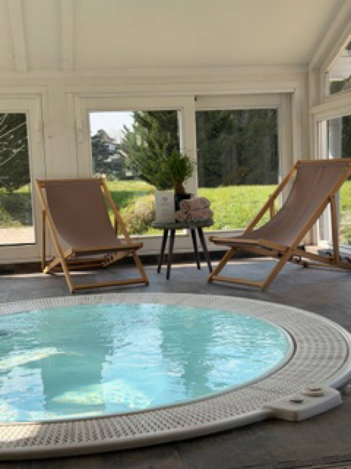 Glamping « Yourte Chaleureuse » avec terrasse privée et jardin partagé in Bois-le-Roi, Seine-et-Marne