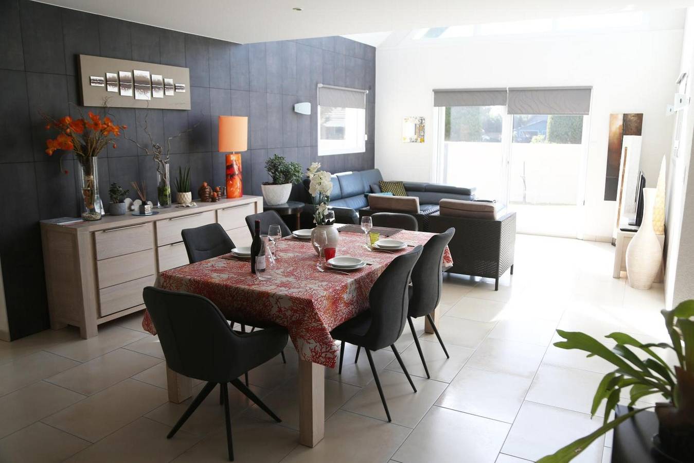 Villa „Grande Bord De Mer“ mit privater Terrasse, Garten und Wlan in Saint-Germain-sur-Ay, Coutances und Umgebung