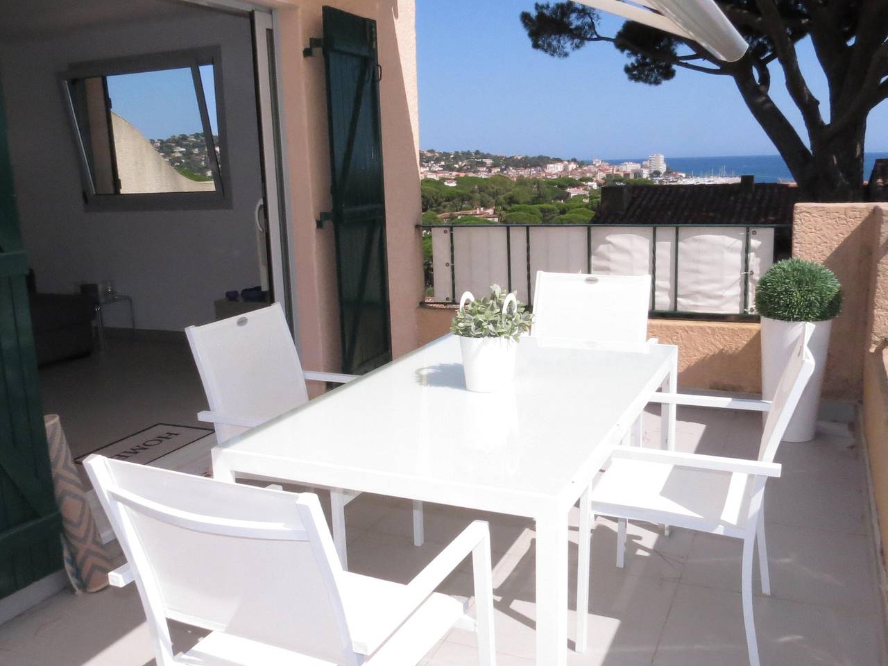 Appartement entier, Appartement 3 pièces avec climatisation à Sainte-Maxime in Sainte-Maxime, Côte méditerranéenne (France)