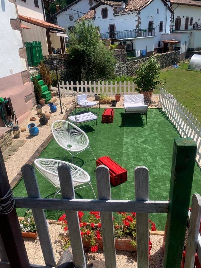 Casa rural para 2 personas, con Terraza además de Jardín y Vistas en Valle de Baztan