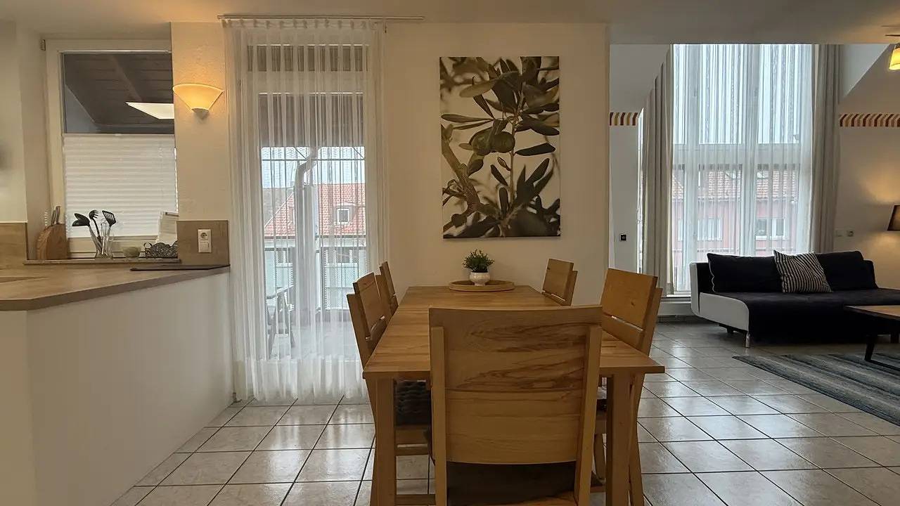 Ganze Ferienwohnung, Ferienwohnung für 4 Personen (90 m²) in Friedrichshafen in Friedrichshafen, Region Bodensee-Oberschwaben