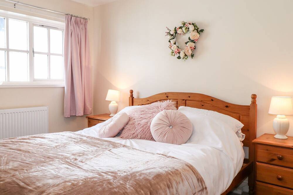 Swallows Nest Cottage, pet friendly, with a garden in Hawkshead in Hawkshead, Lake District