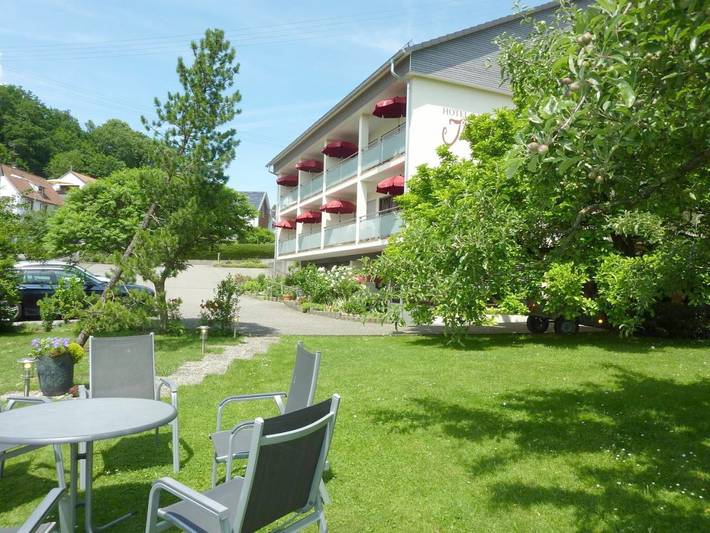 Hotel für 5 Personen, mit Terrasse und Garten sowie Ausblick in Sigmaringen