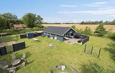 Ferienhaus für 6 Personen, mit Terrasse und Garten in Nørhede Vest