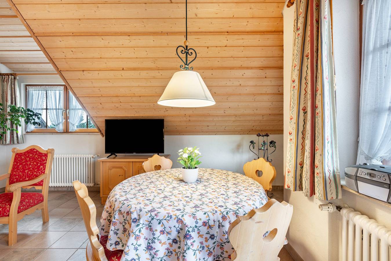 Ganze Wohnung, Ferienwohnung 'Typ B, 50qm' mit Bergblick, privater Terrasse und Wi-Fi in Feldberg, Südschwarzwald