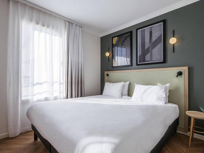 Apartahotel para 6 personas, con jardín y vistas, Se admiten mascotas en París