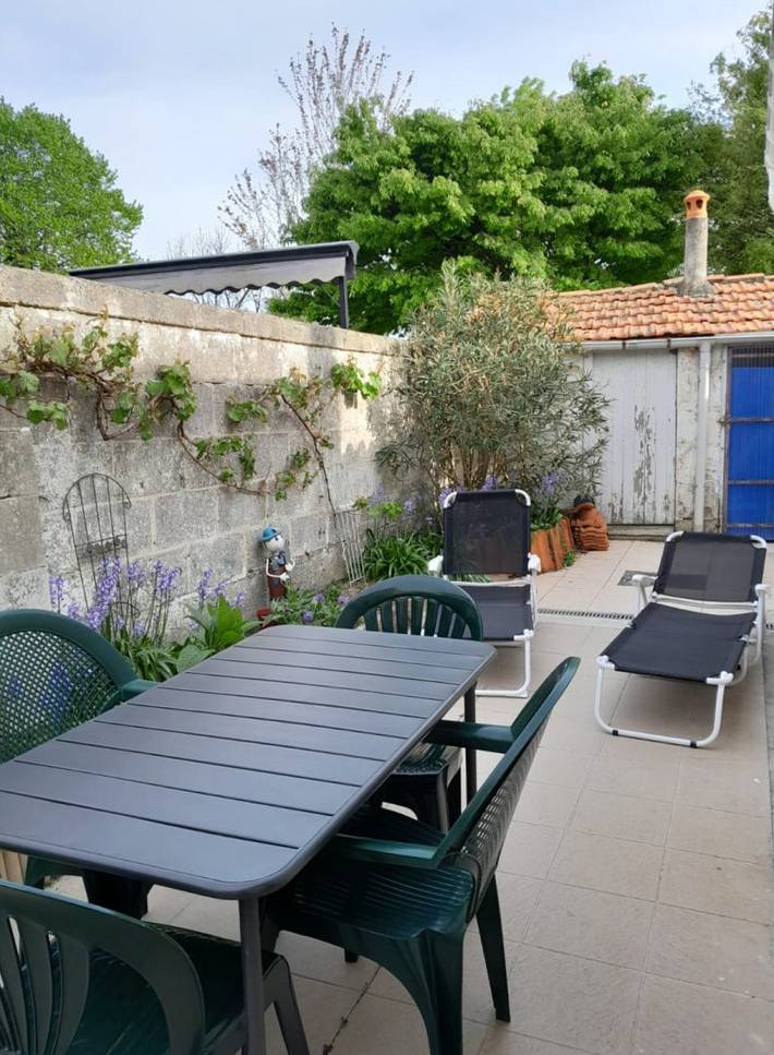 Gîte pour 4 personnes, avec terrasse et jardin à Rochefort - 3