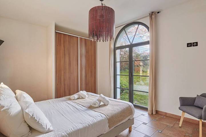 Location de vacances pour 6 personnes, avec piscine et balcon, animaux acceptés dans Plage La Milady - 2