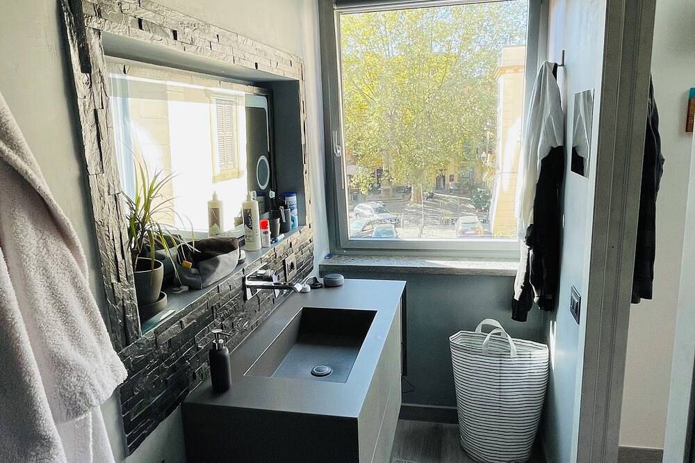 Ganze Wohnung, Frascati Tower B&B in Frascati, Parco Regionale dei Castelli Romani