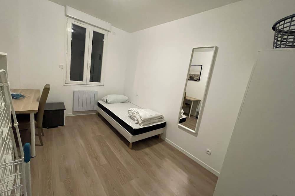 Large fully-equipped house in Villejuif, Val-de-Marne