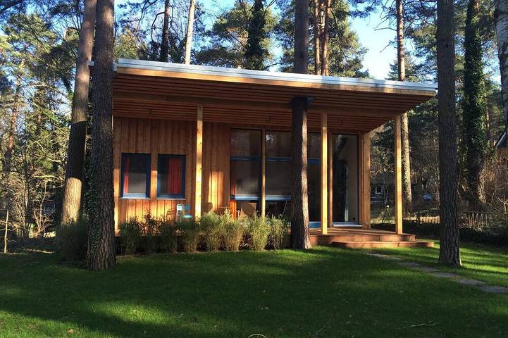Ferienhaus für 3 Personen, mit Balkon und Garten