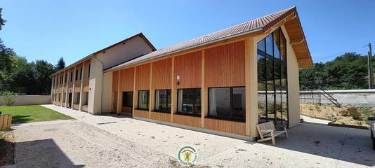 Gîte pour 28 Personnes dans Parmilieu, Auvergne-Rhône-Alpes, Photo 4