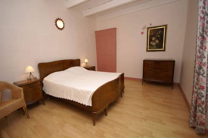 Location de vacances pour 6 personnes, avec piscine ainsi que jardin et terrasse, animaux acceptés à Lalevade-d'Ardèche - 3