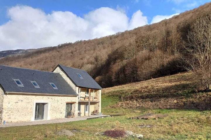 Location de vacances pour 12 personnes à Campan