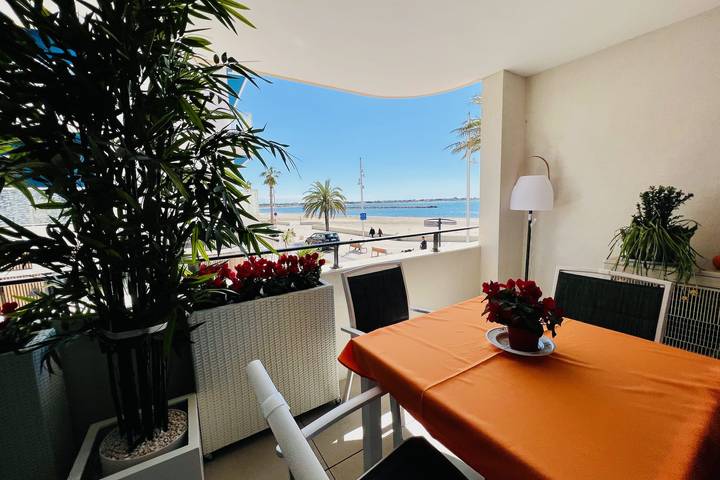 Location de vacances pour 4 personnes, avec terrasse, adapté aux familles dans Port Camargue