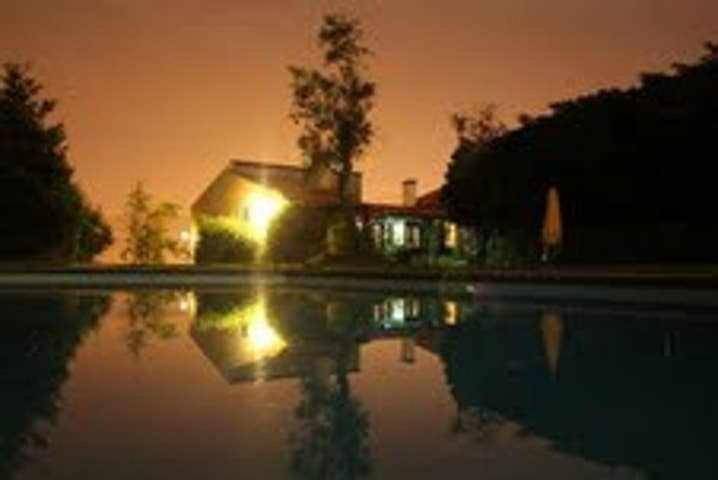 Location de vacances pour 2 personnes, avec vue ainsi que jardin et piscine, adapté aux familles à Arouca - 2