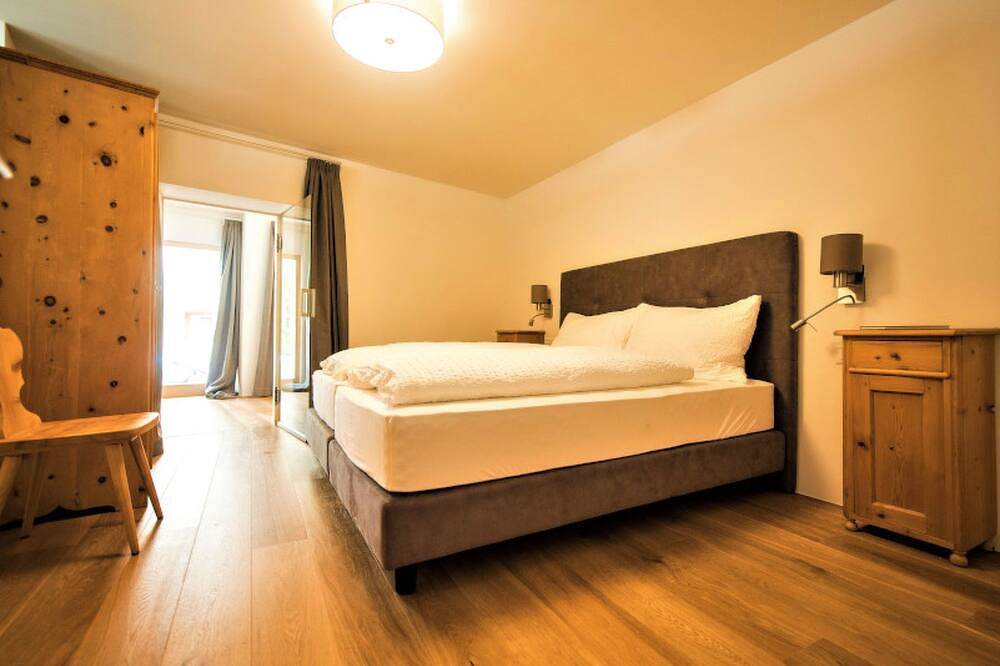 Ganze Wohnung, Appartements Münsterhof, (Müstair). in Müstair, Val Müstair
