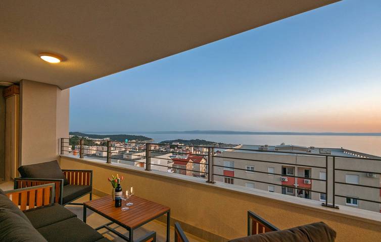 Vakantiewoning voor 4 personen, met terras en tuin in Makarska