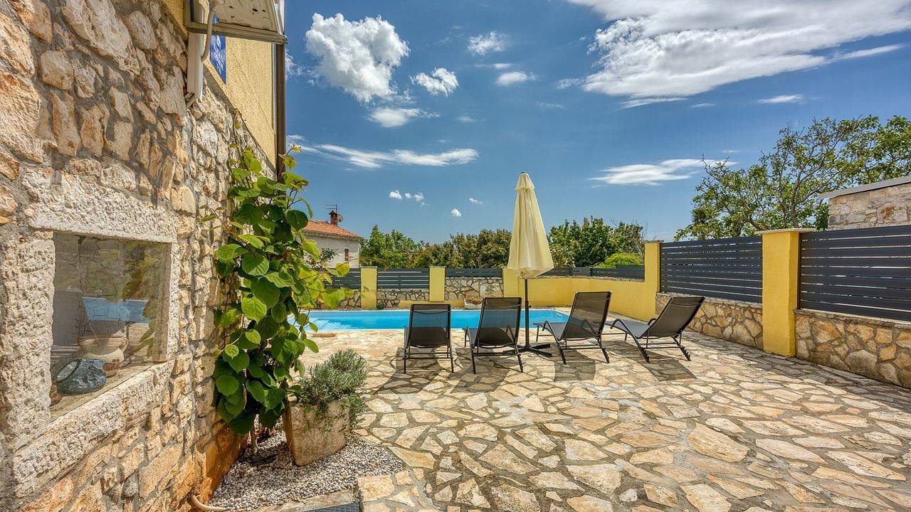 Ferienhaus für 4 Personen (100 m²) in Kaštelir in Kastelir, Općina Kaštelir - Labinci