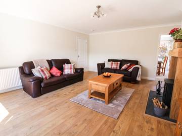 Cottage for 6 People in Powys, Mid-Wales, Photo 1
