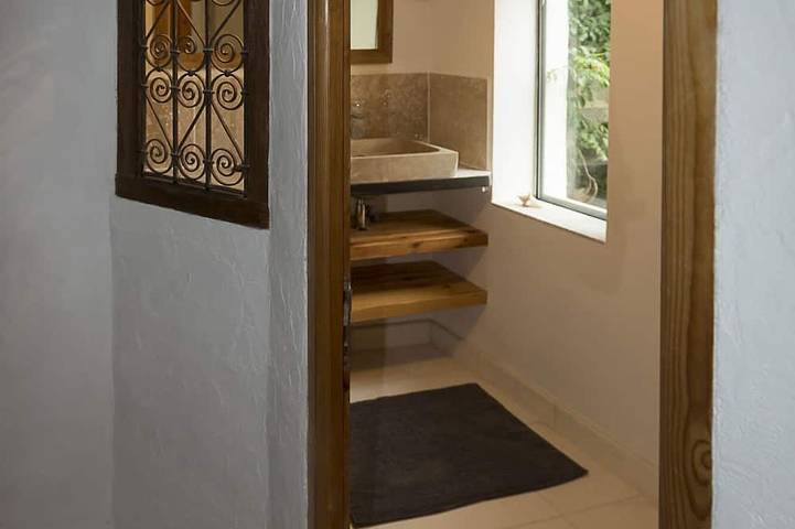 Gîte pour 2 personnes, avec jardin à Cheval-Blanc - 3