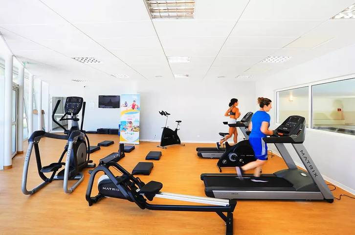 Village vacances pour 4 personnes, avec Piscine et Sauna sur la Côte d'Azur - 3