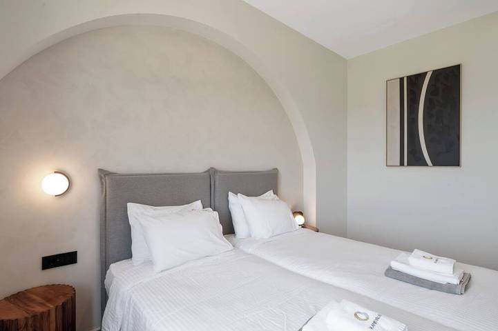 Entire apartment, Seafront luxury apartment with amazing sunset view 1 in Stavros (Chania), Akrotiri (Chania)