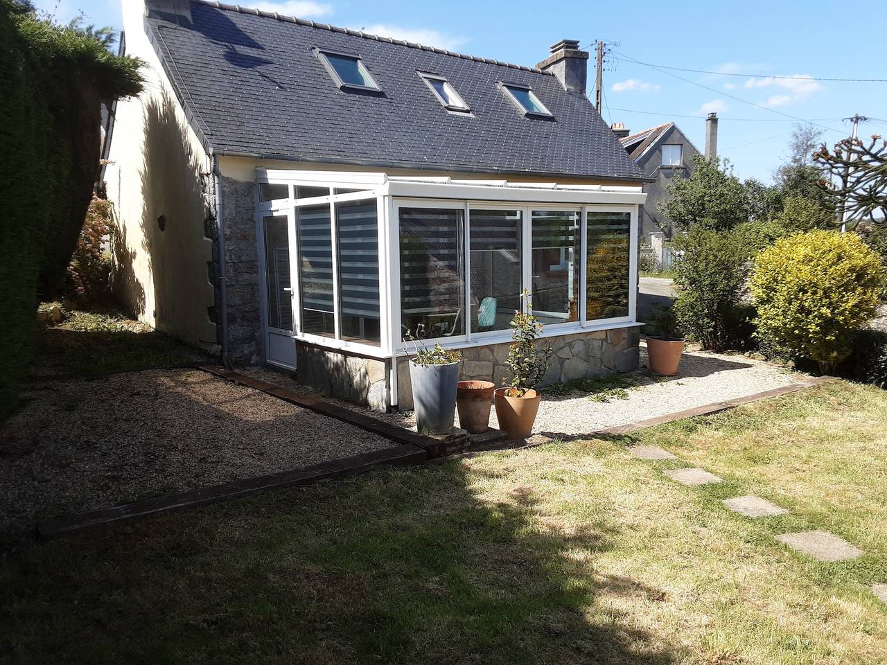 Le Gîte d’Ambre : cottage avec jardin privé et Wi-Fi à Poullaouen in Locmaria-Berrien, Région de Châteaulin