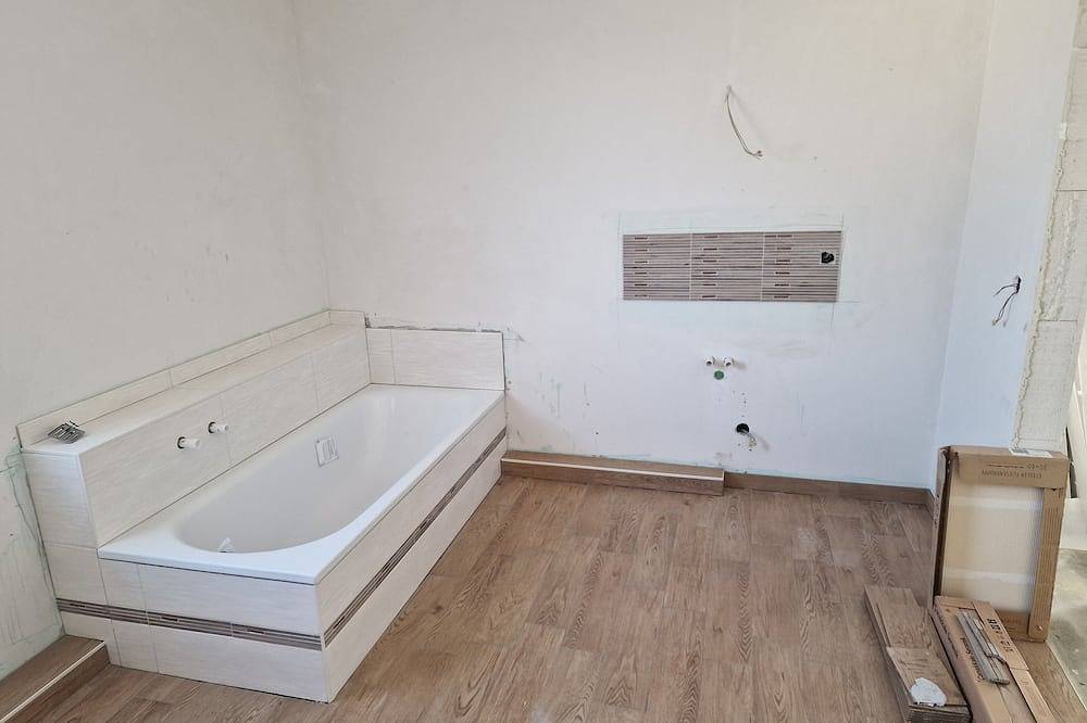 Wunderschöne Neubau Ferienwohnung in Pinneberg, Unterelbe