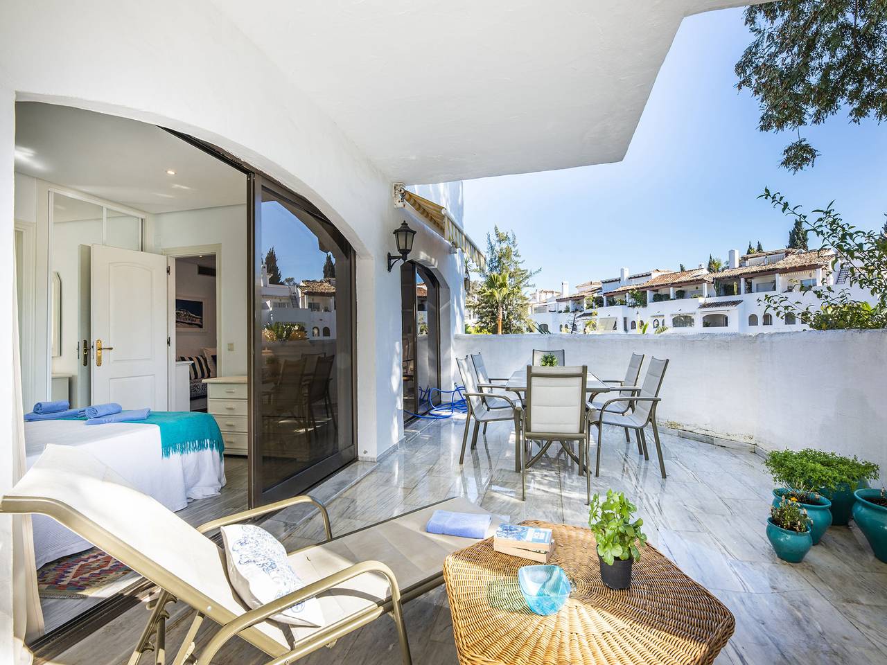 Apartamento entero, Golden Beach in Marbella Este, Marbella
