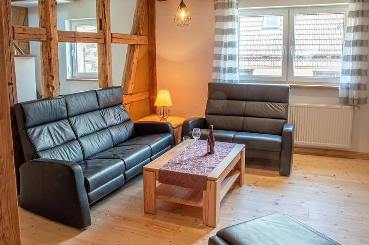 Ferienhaus für 6 Personen, mit Terrasse und Garten in Tanne