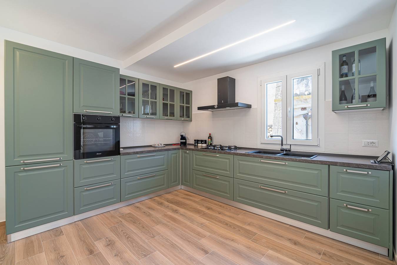 Entire apartment, Apartment 'Ognissanti' with Private Terrace, Wi-Fi and Air Conditioning in Ragusa, Ragusa Province