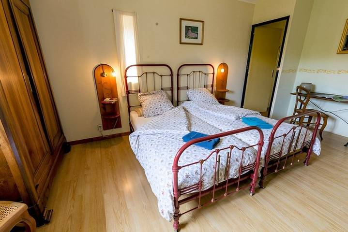 Chambre d’hôte pour 3 personnes, avec piscine et jardin dans Allier - 4