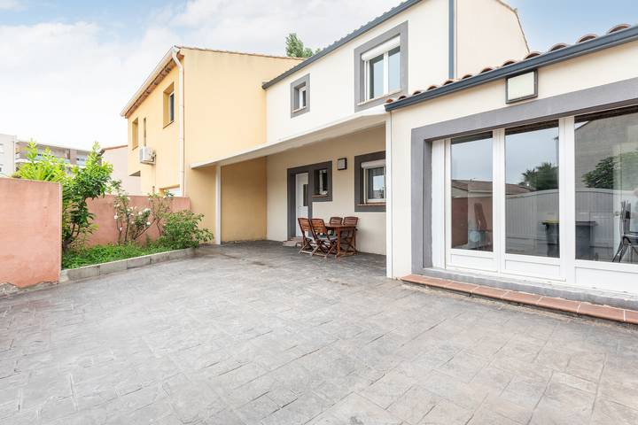 Maison de vacances pour 6 personnes, avec terrasse à Agde