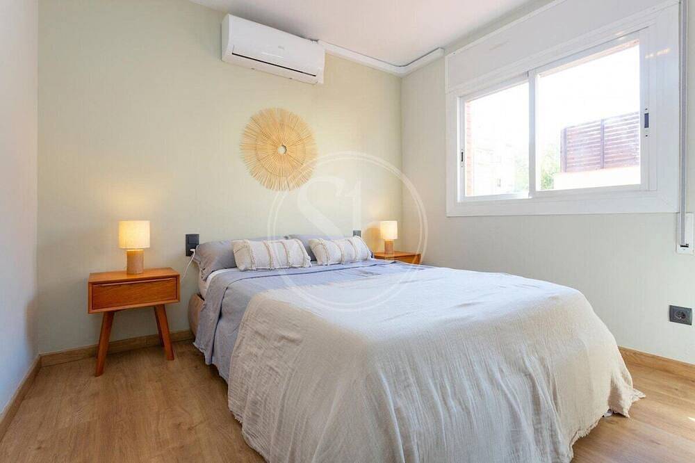 Entire apartment, Comfortable apartment near Park Guell in Barcelona, Barcelonès