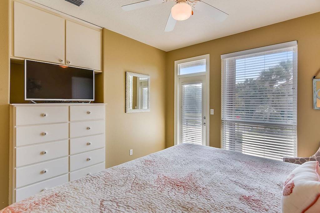 Vacation Home for 12 Guests in Miramar Beach, Emerald Coast