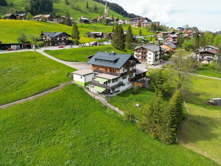 BnB für 2 Personen, mit Terrasse und Ausblick im Kleinwalsertal - 4