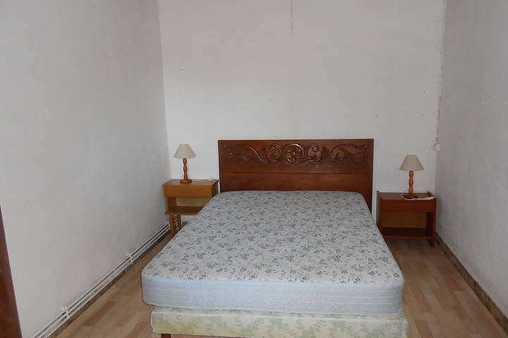 Location de vacances pour 2 personnes, avec jardin à Pléguien - 2