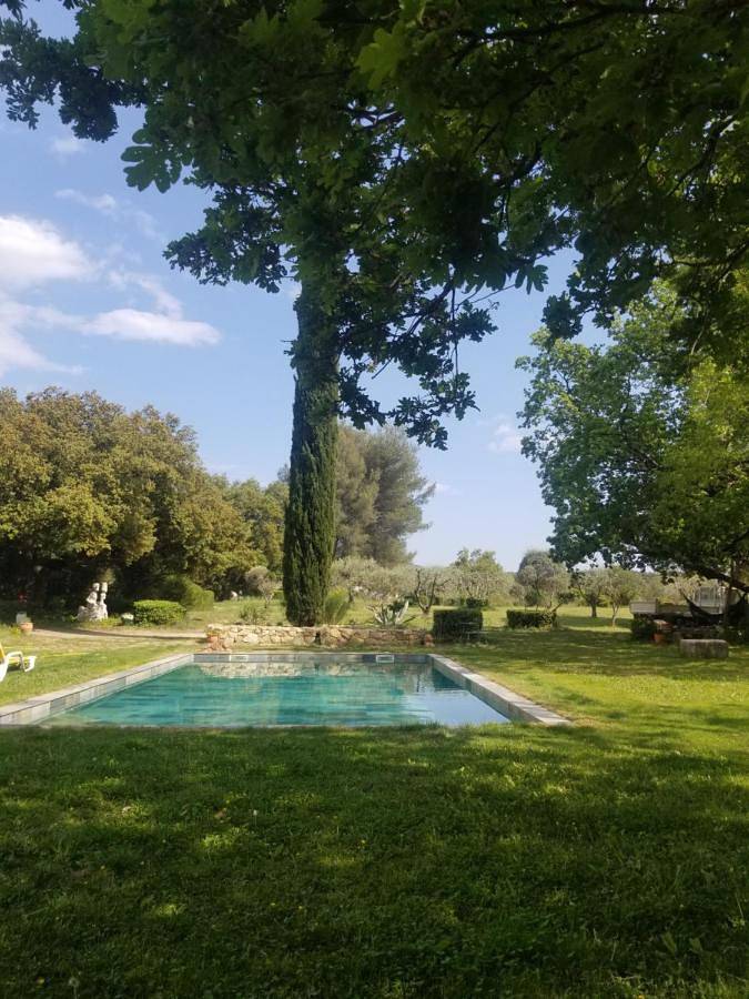 Chambre d’hôte pour 2 personnes, avec piscine ainsi que jardin et vue à Le Beausset - 3