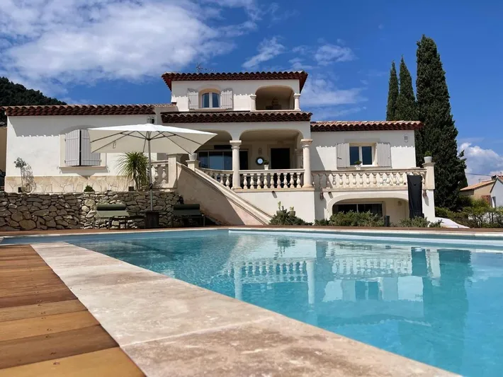 Apartamento de vacaciones para 4 personas, con jardín y piscina, Se admiten mascotas - 1